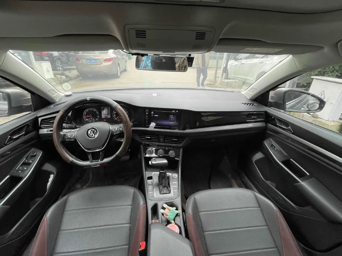 2021 Volkswagen Bora 1.5L 113HP L4 6AT,autocango,china used car exporter,china ev exporter,chinese used car exporter,chinese used ev exporter