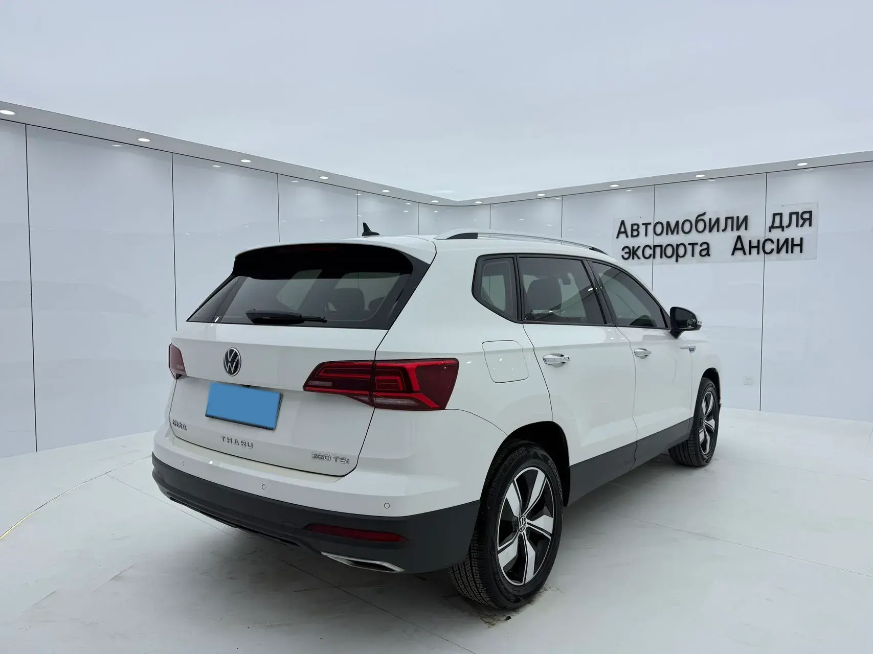 2021 VOLKSWAGEN THARU thumbnail 4