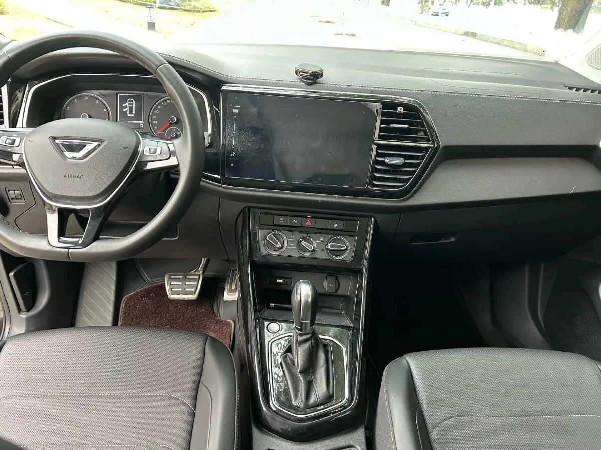 2021 Jetta VS7 1.4T 150HP L4 6AT,autocango,china used car exporter,china ev exporter,chinese used car exporter,chinese used ev exporter