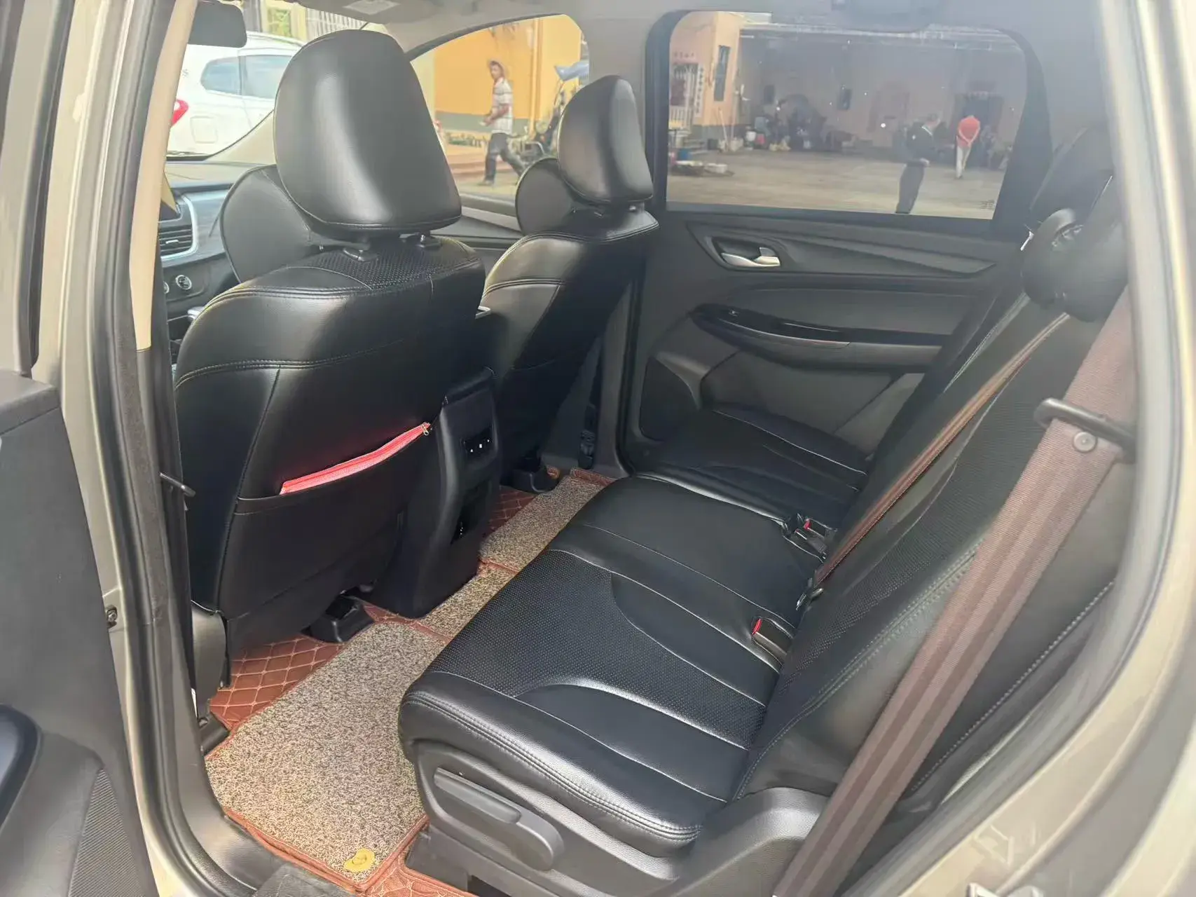 2019 BAOJUN 730 thumbnail 3