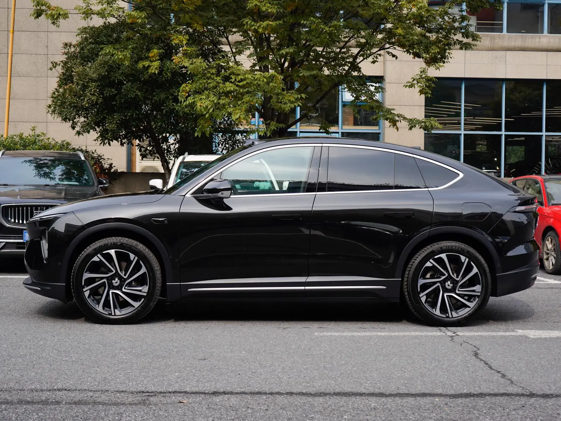 2024 NIO EC6 thumbnail 3