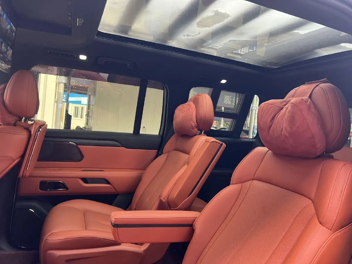 2024 ROX 01 1.5T 152HP L4 REEV 58.4KWH,autocango,china used car exporter,china ev exporter,chinese used car exporter,chinese used ev exporter