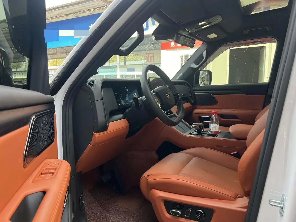 2024 ROX 01 1.5T 152HP L4 REEV 58.4KWH,autocango,china used car exporter,china ev exporter,chinese used car exporter,chinese used ev exporter