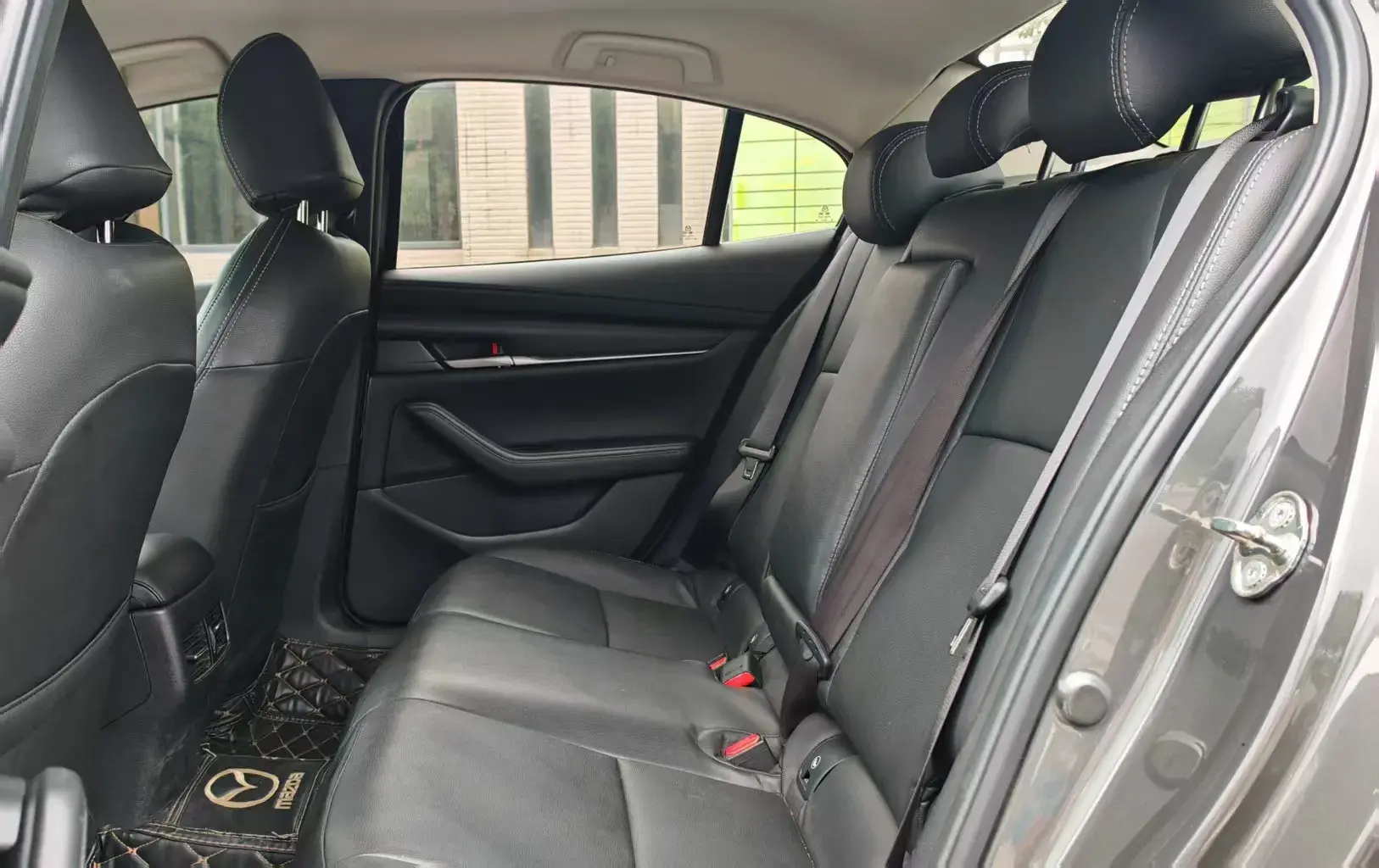 2020 MAZDA 3 thumbnail 4