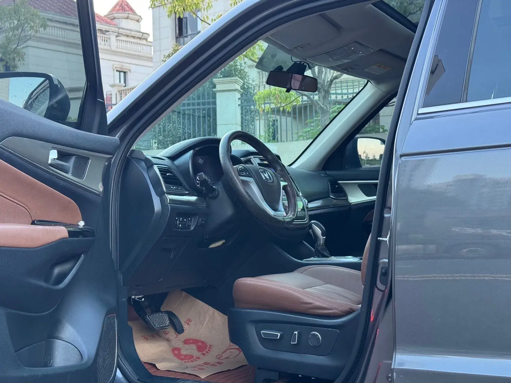 2017 CHANGAN CS95 thumbnail 4