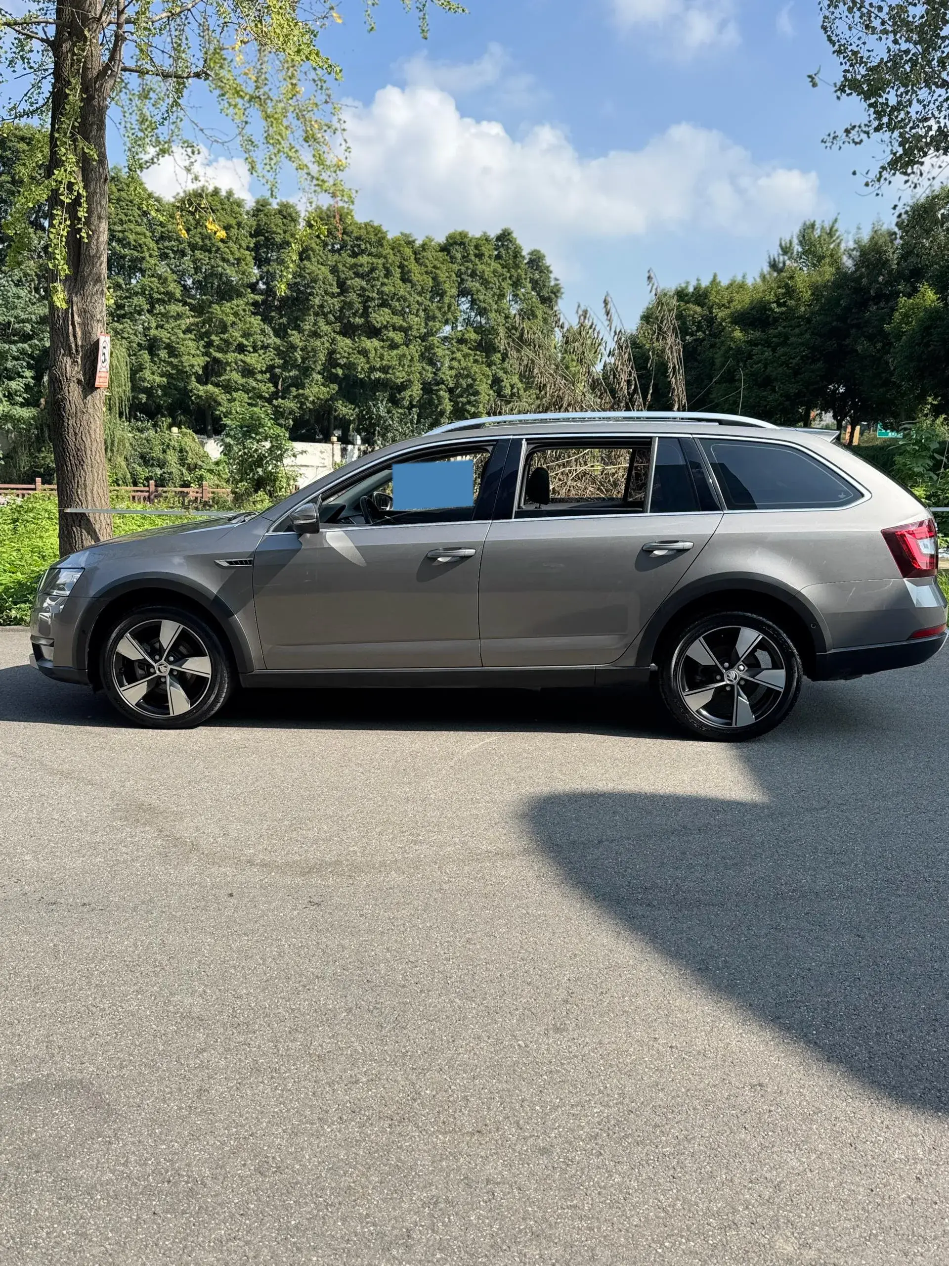 2018 SKODA OCTAVIA thumbnail 4