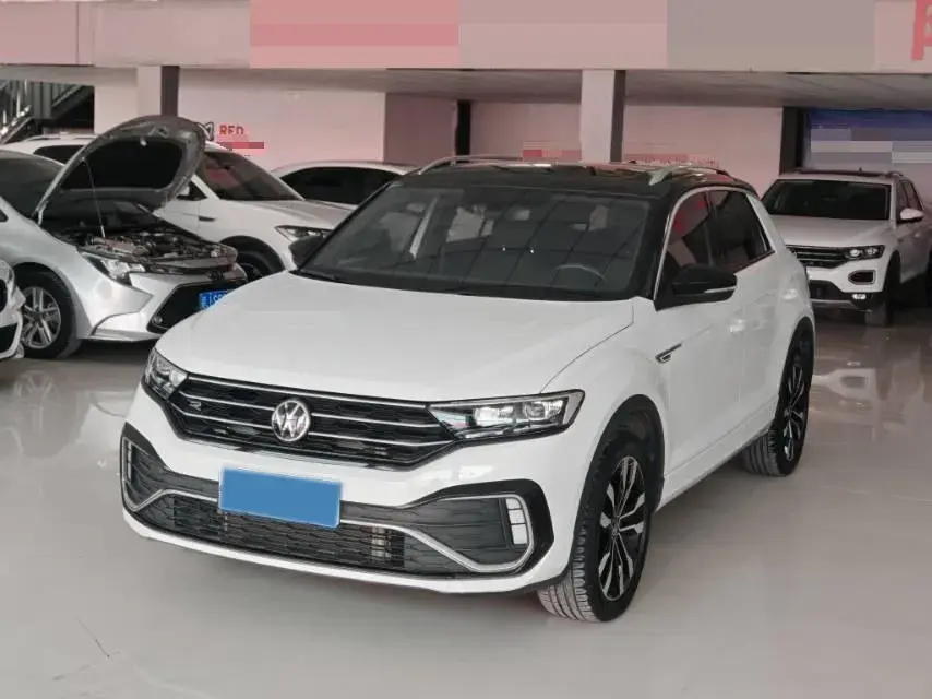 2022 VOLKSWAGEN T-ROC view 1