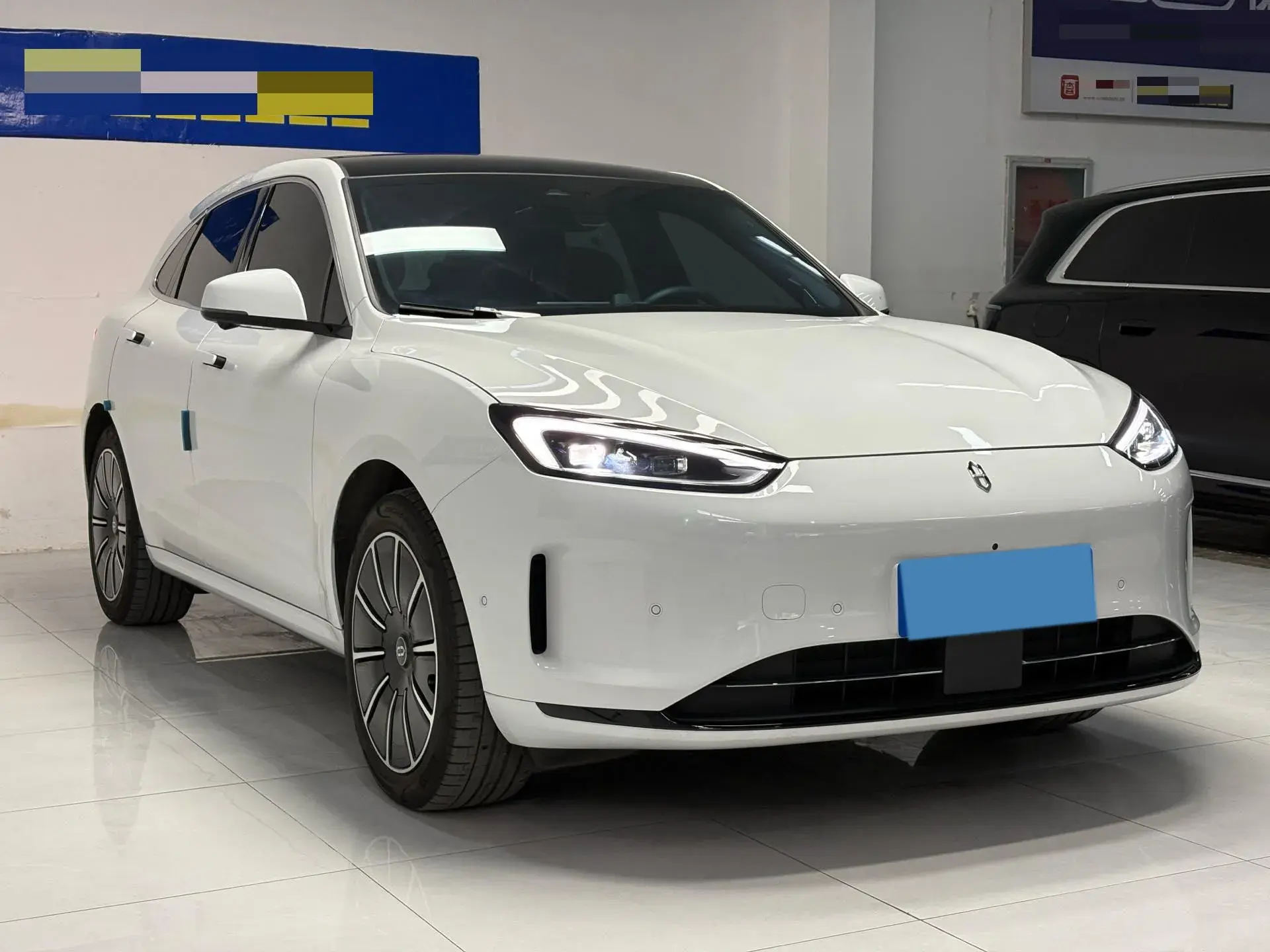 2022 AITO AITO thumbnail 3