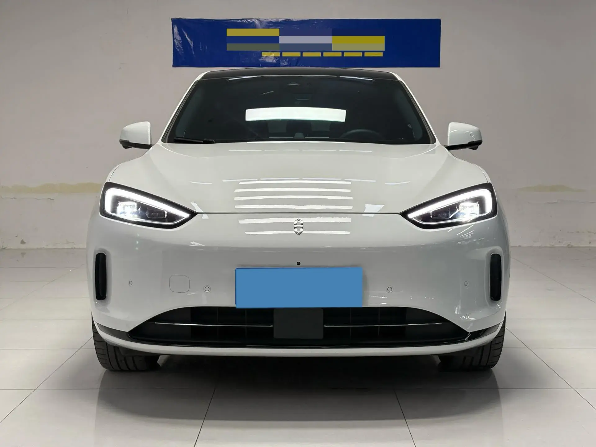 2022 AITO AITO thumbnail 2