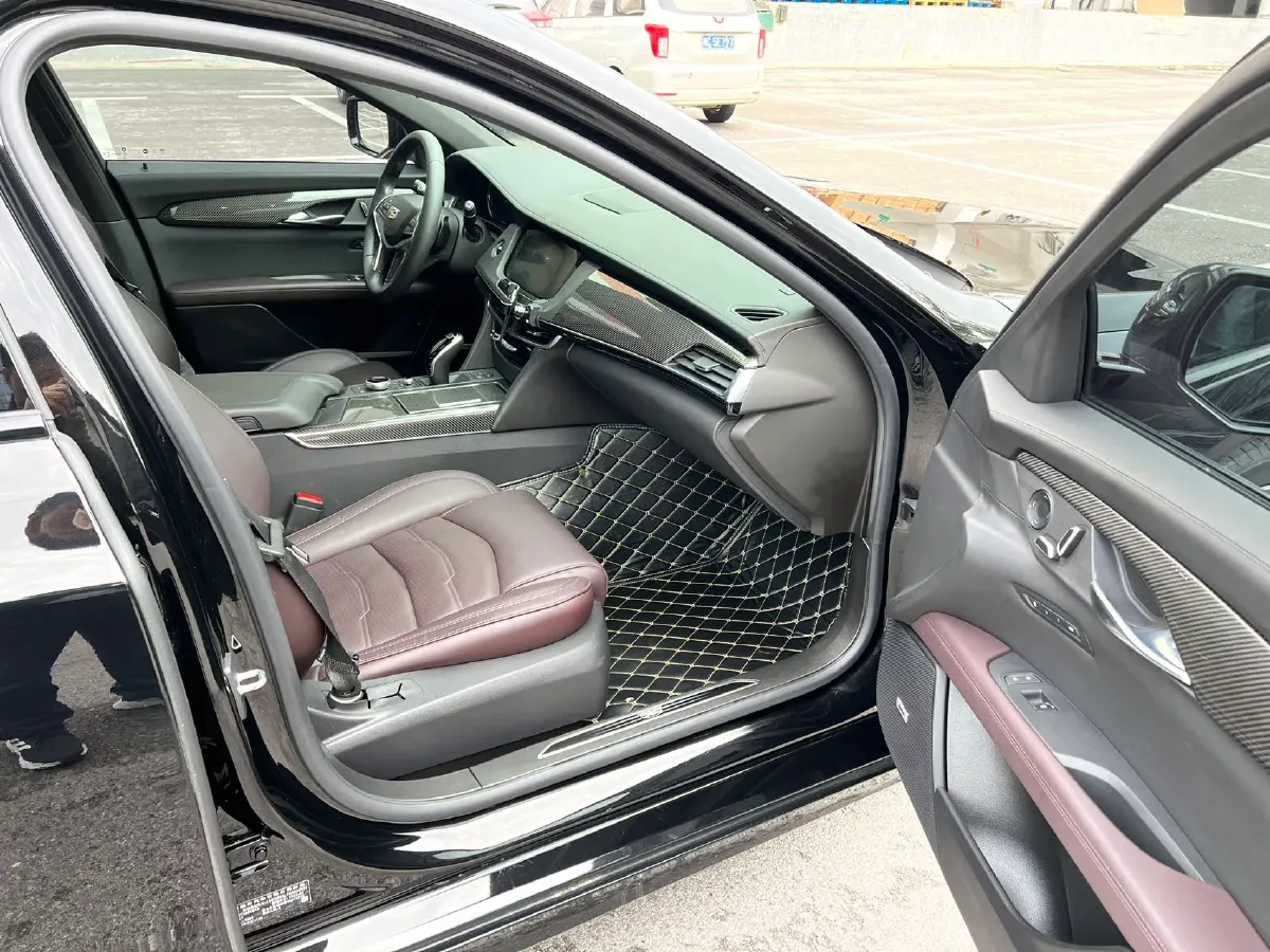 2022 Cadillac CT6 2.0T 237HP L4 10AT,autocango,china used car exporter,china ev exporter,chinese used car exporter,chinese used ev exporter