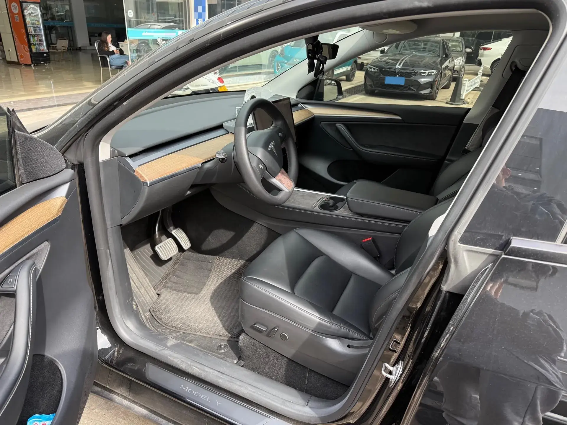 2022 TESLA MODEL thumbnail 4