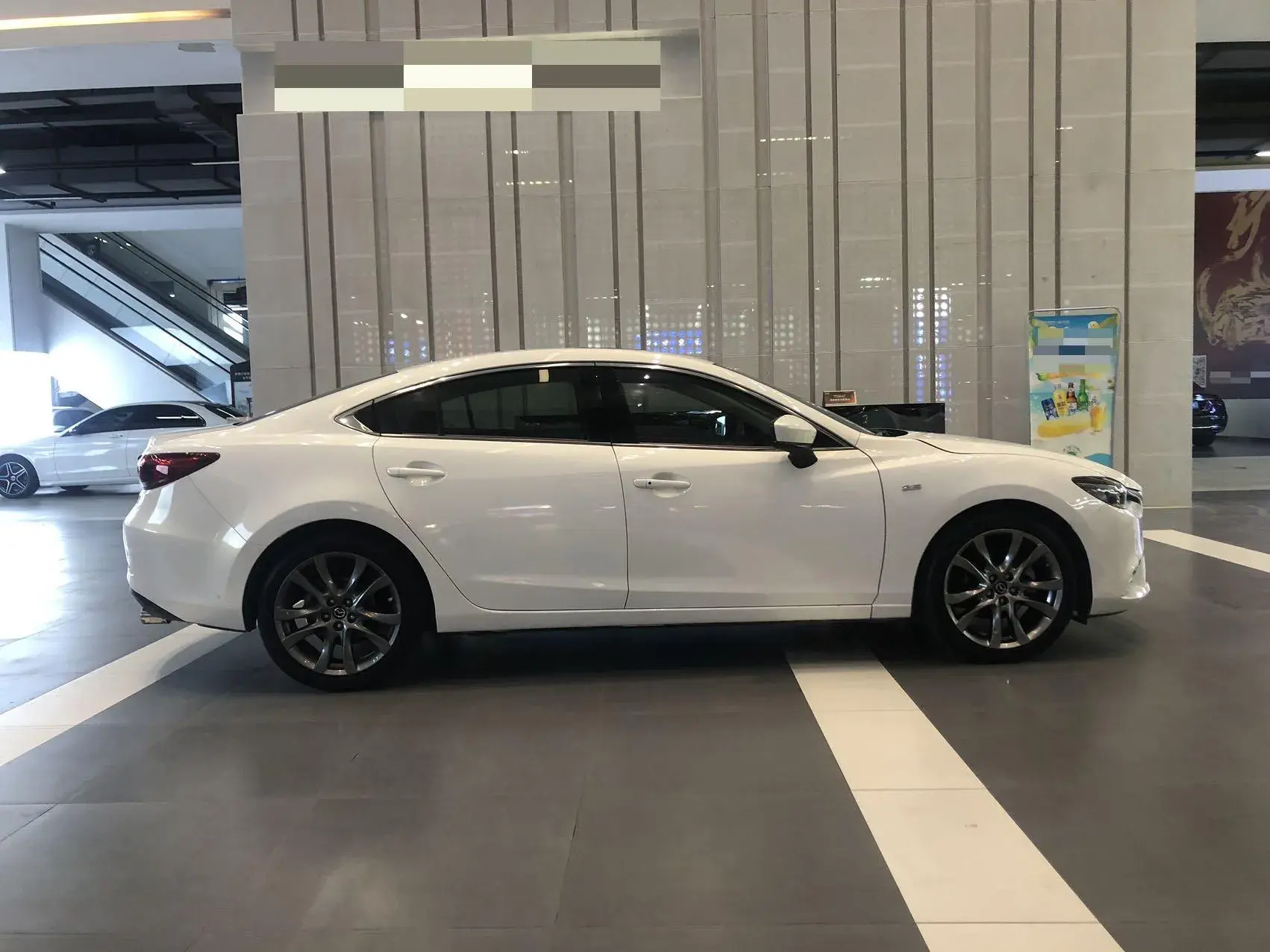 2018 MAZDA ATENZA thumbnail 4