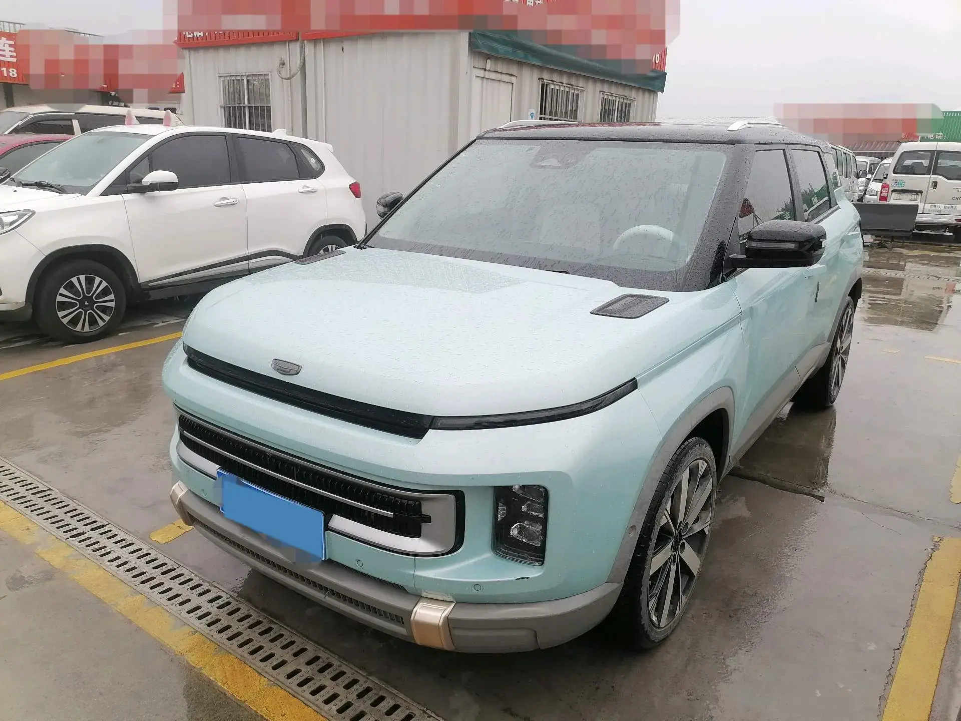 2023 GEELY ICON view 1