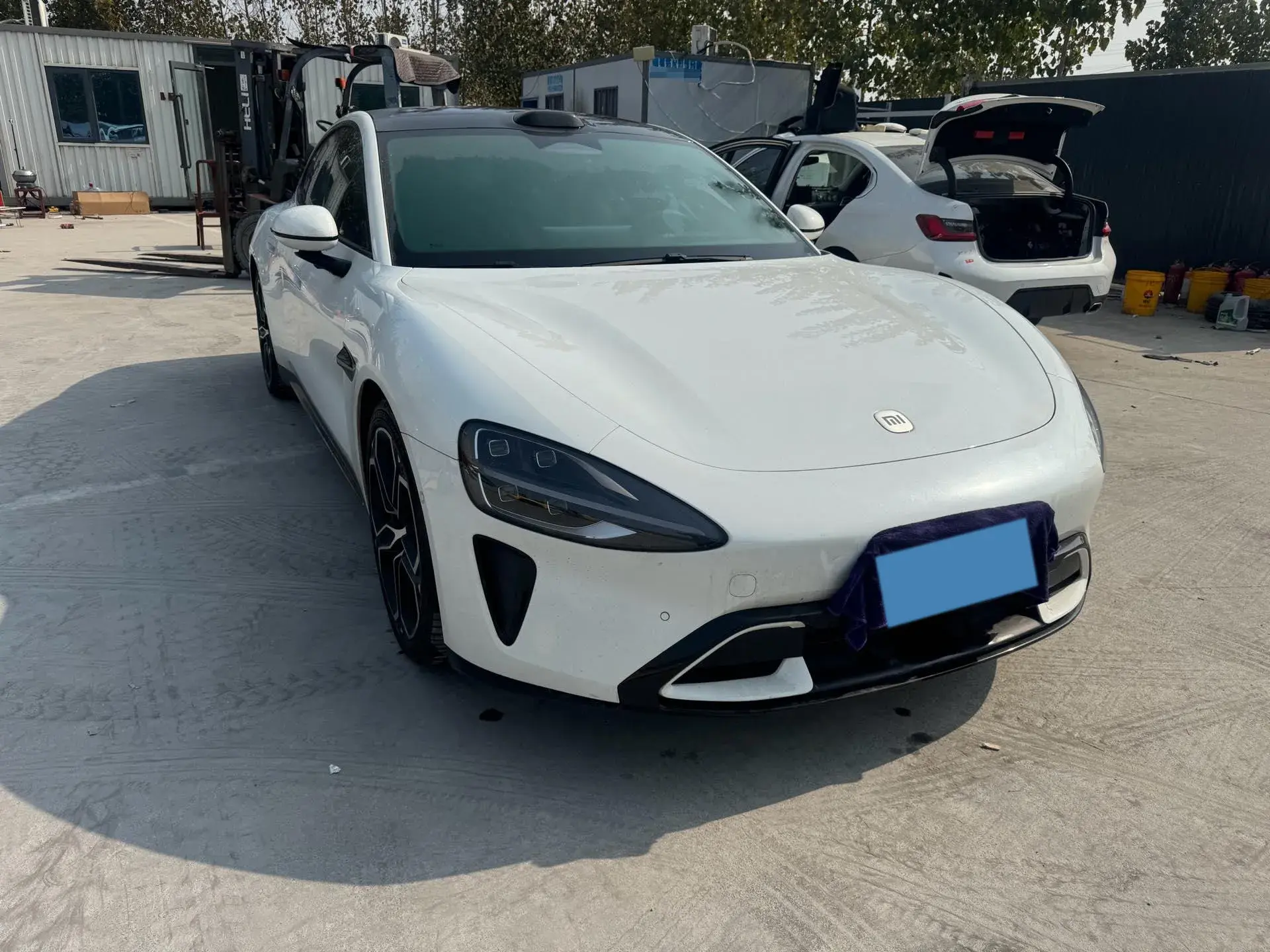 2024 MI SU7 thumbnail 2