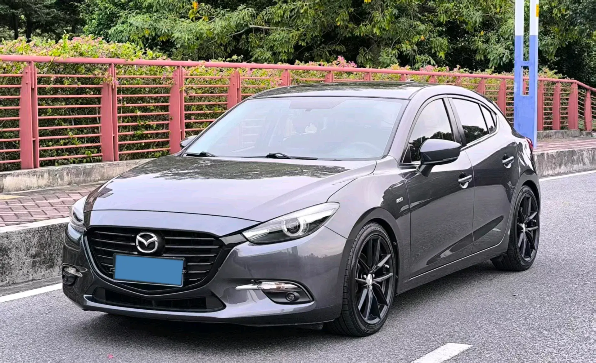 2017 MAZDA 3 view 1