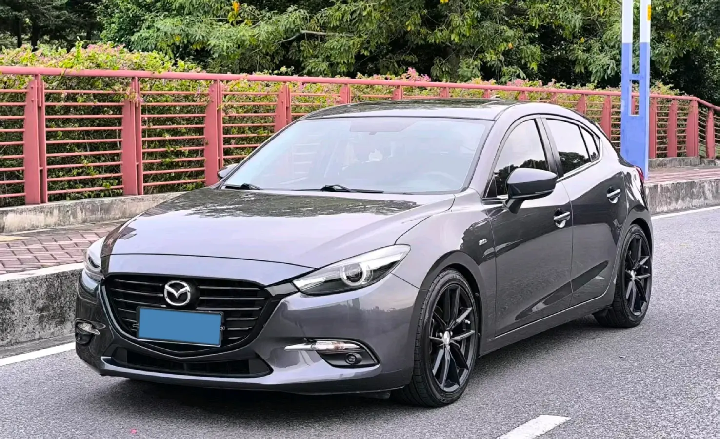 2017 Mazda 3 Axela 1.5L 117HP L4 6AT
