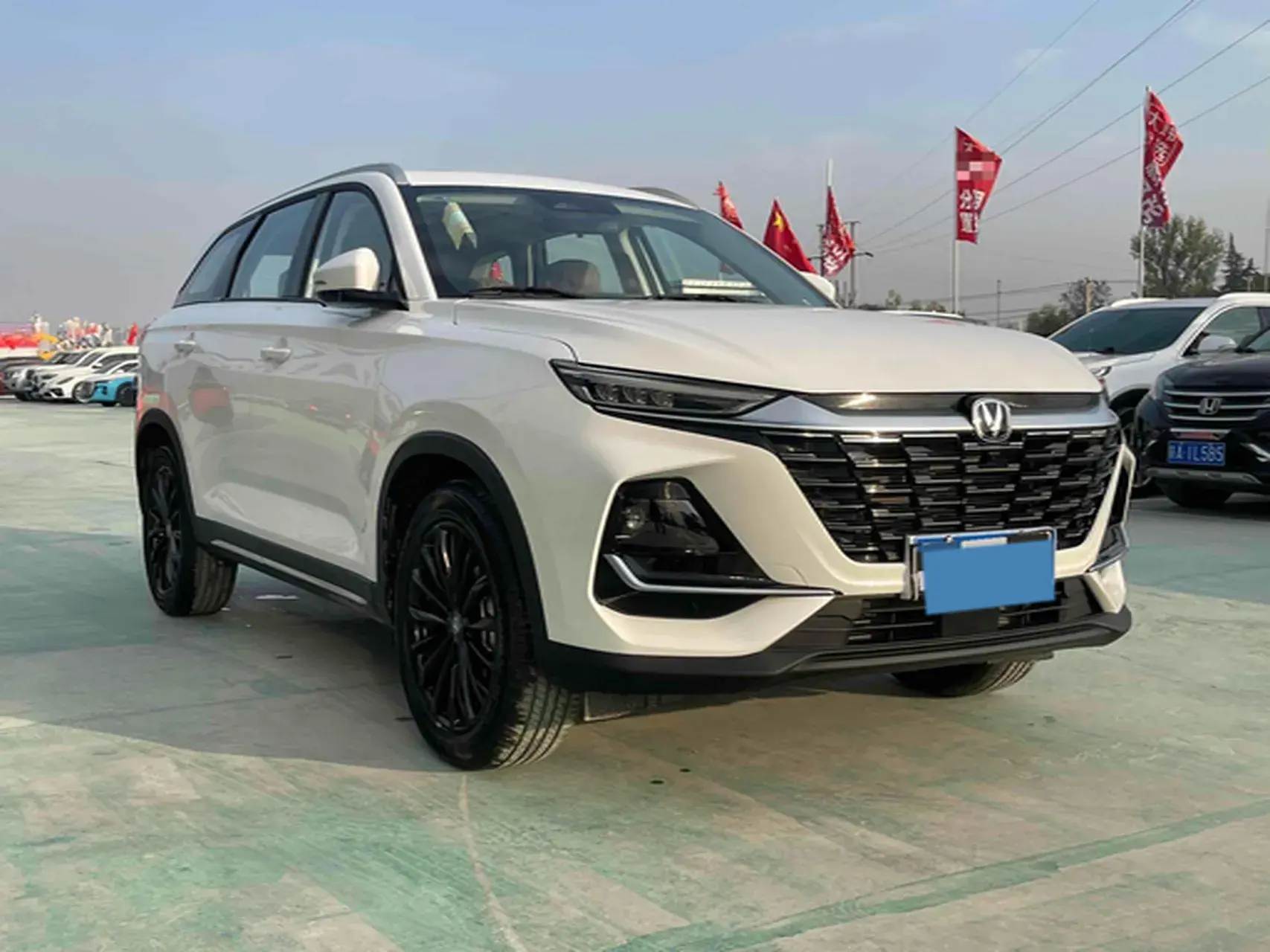 2023 CHANGAN CS75 thumbnail 3