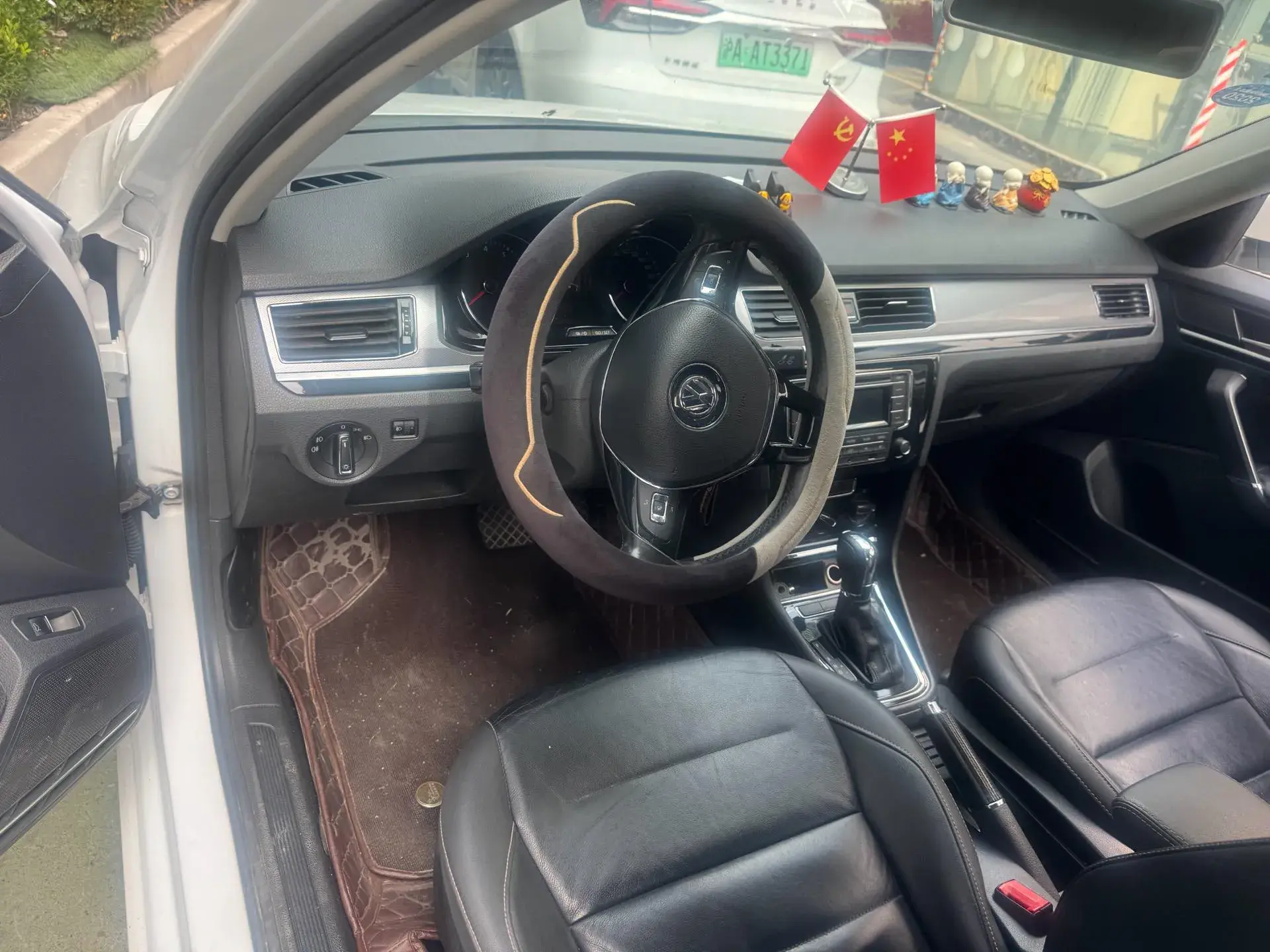 2018 VOLKSWAGEN BORA thumbnail 4