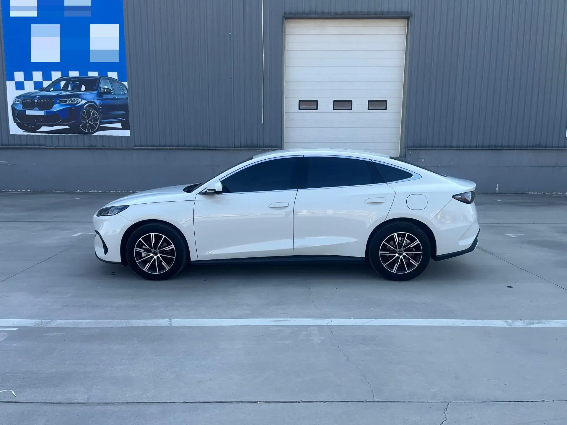 2024 BYD SEAL thumbnail 4