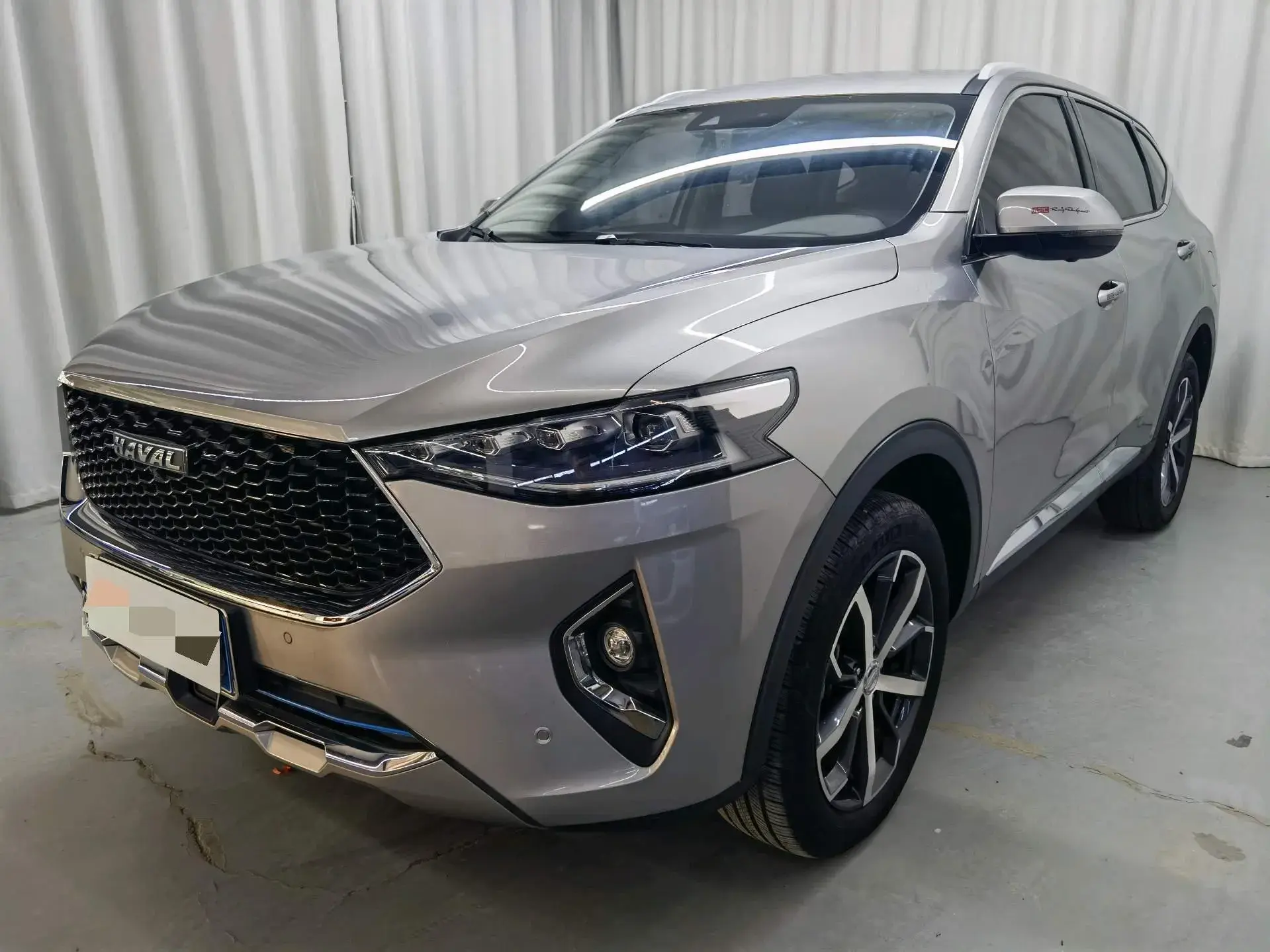 2019 HAVAL F7 view 1