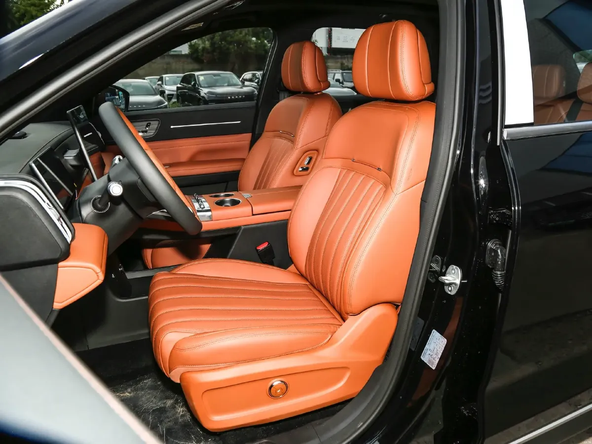 2026 Jetour X70L 1.5T 184HP L4 7DCT,autocango,china used car exporter,china ev exporter,chinese used car exporter,chinese used ev exporter