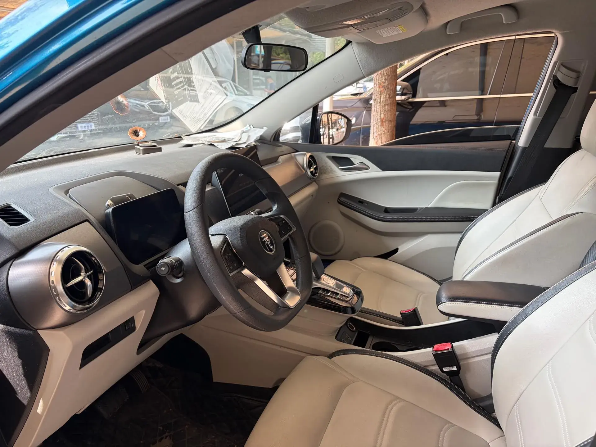 2021 BYD YUAN thumbnail 4