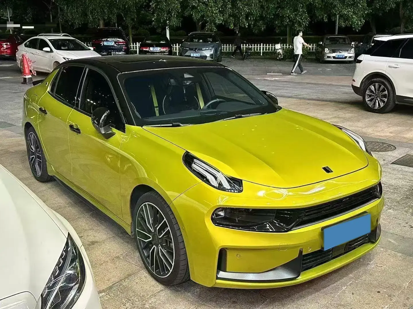 2022 LYNK&CO 03 thumbnail 2