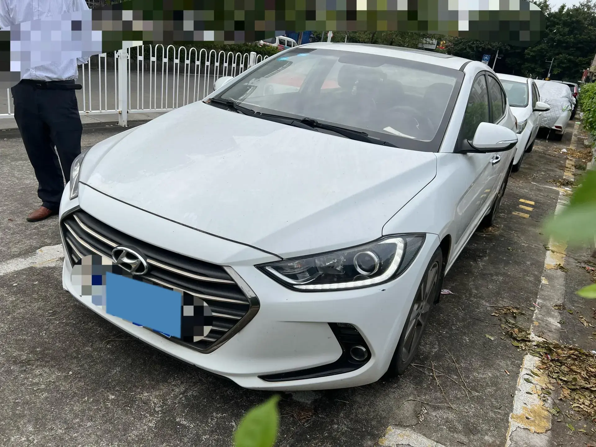 2016 HYUNDAI ELANTRA view 1