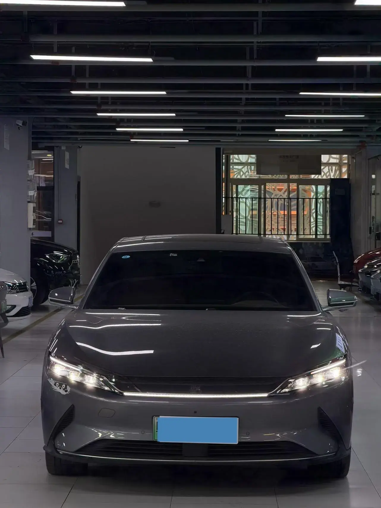 2020 BYD HAN thumbnail 2