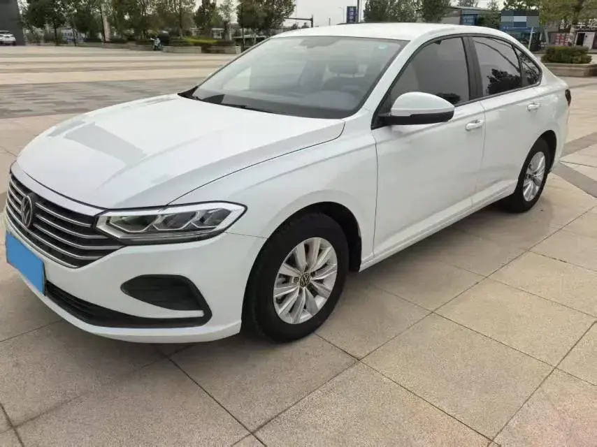 2023 VOLKSWAGEN LAVIDA view 1