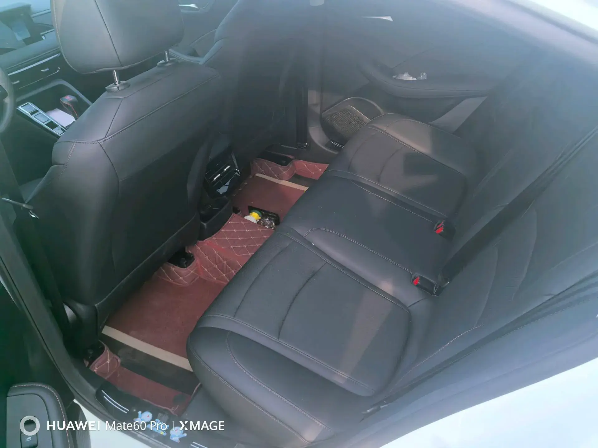 2024 ROEWE I5 thumbnail 4