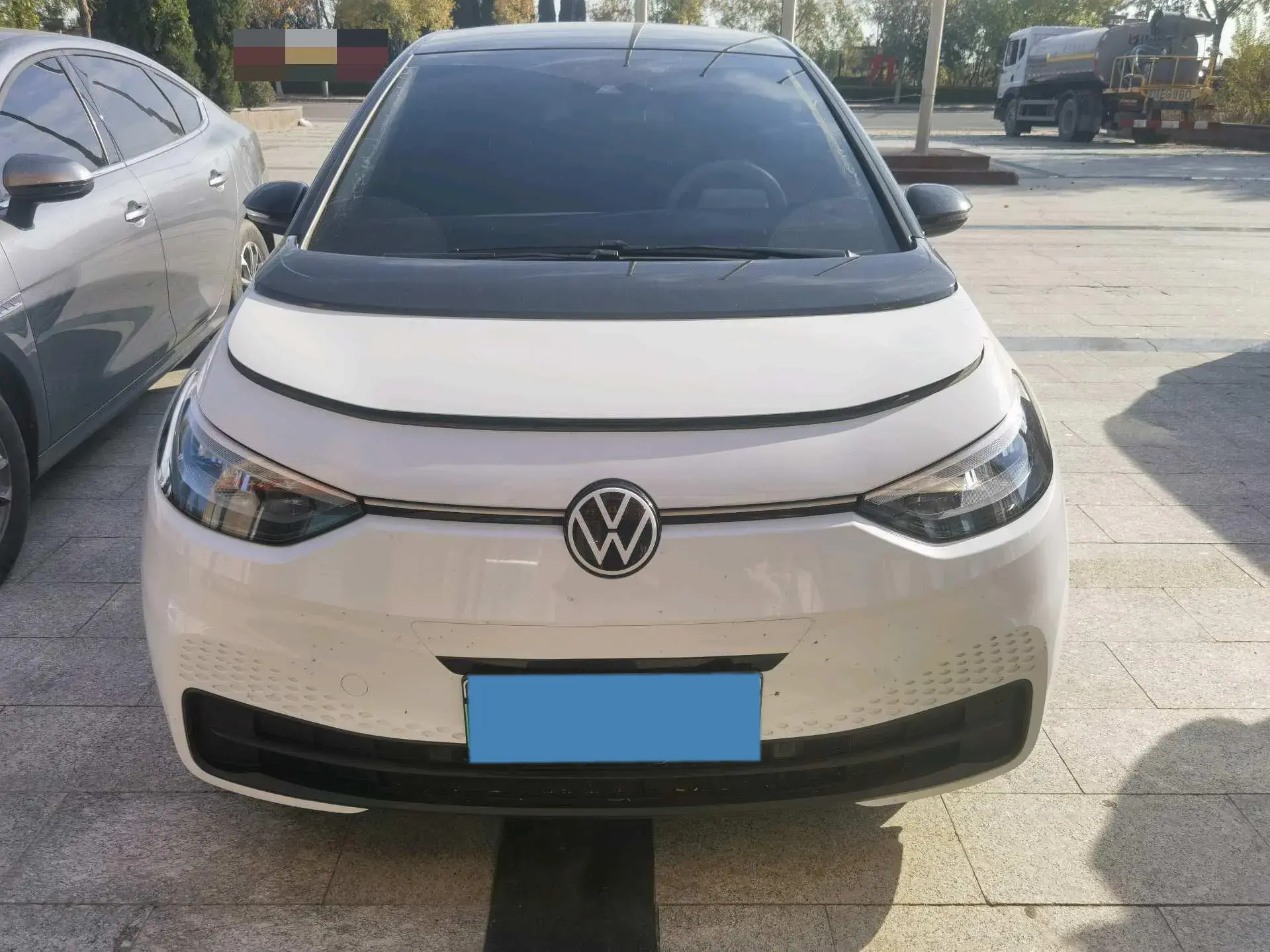 2025 VOLKSWAGEN ID.3 thumbnail 2