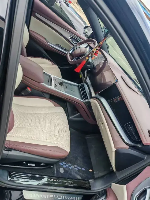 2025 BYD SEAL07 thumbnail 3