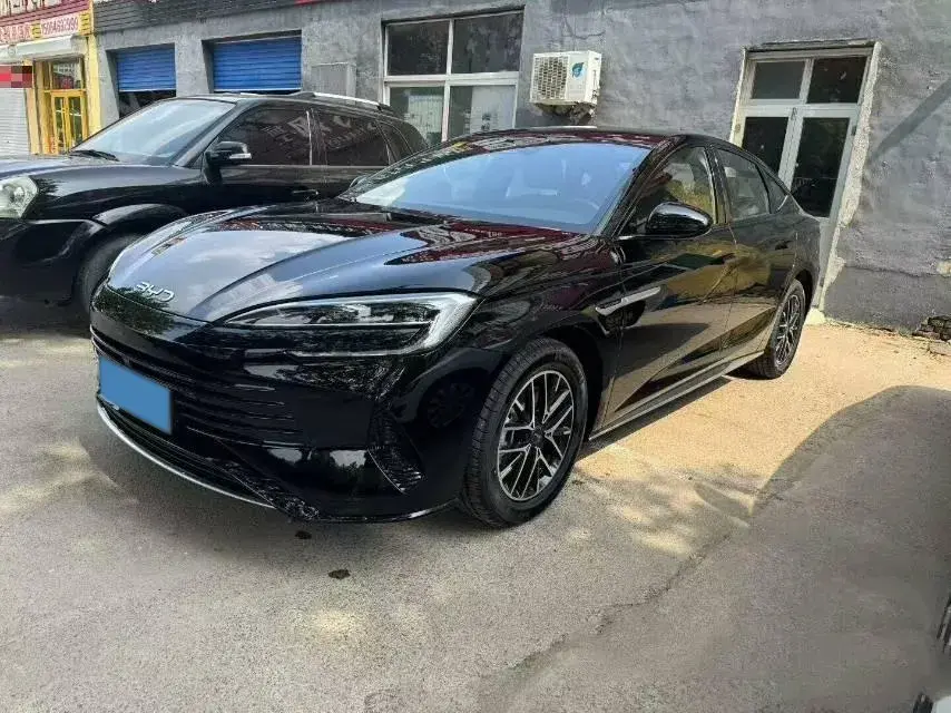 2025 BYD SEAL07 view 1