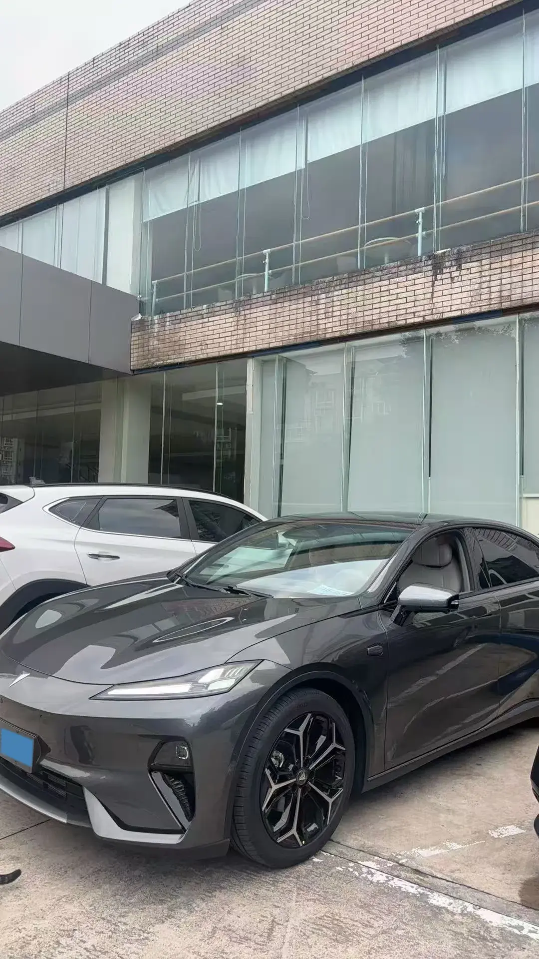 2023 DEEPAL L07 thumbnail 2