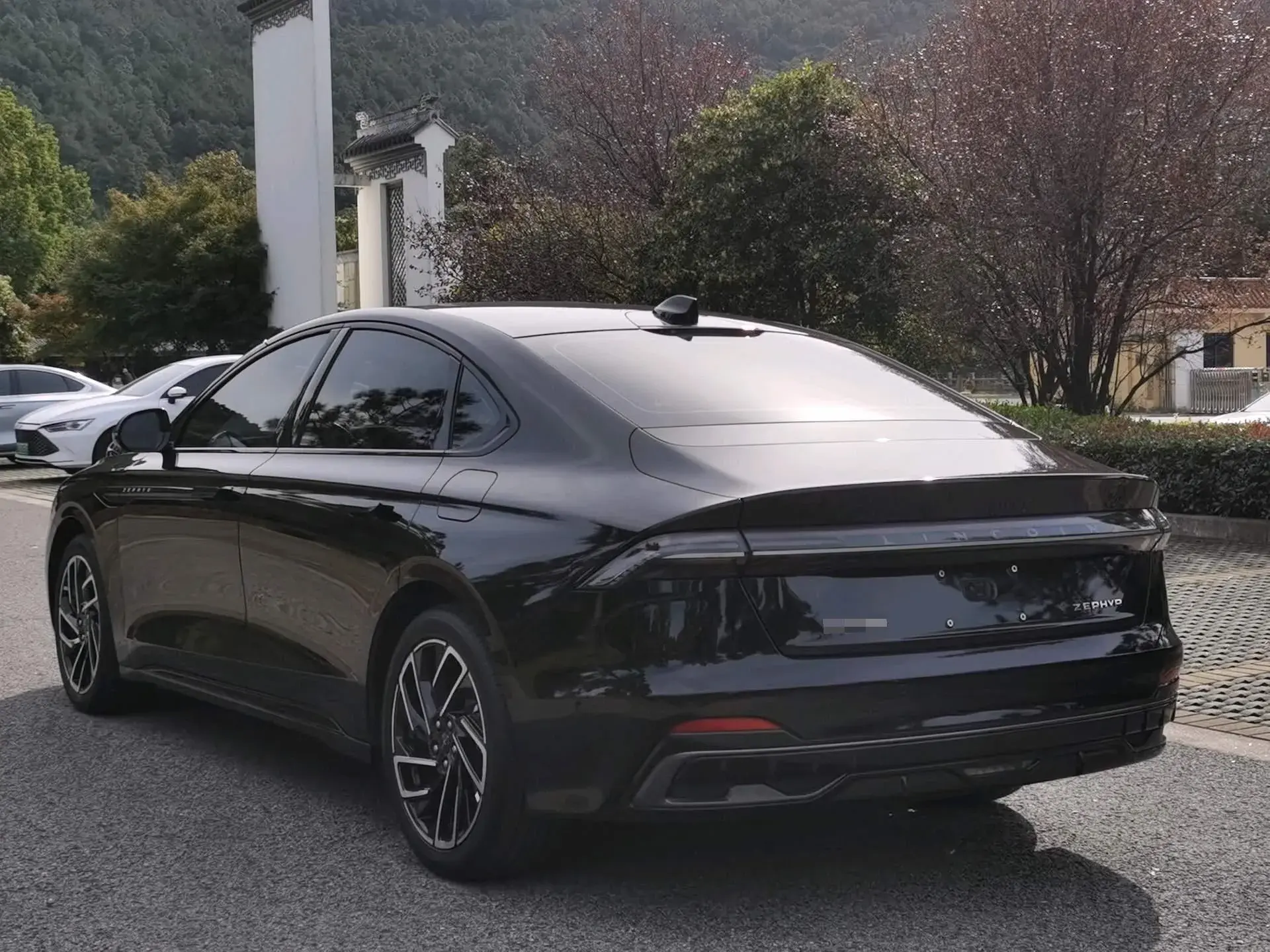 2022 LINCOLN Z thumbnail 3