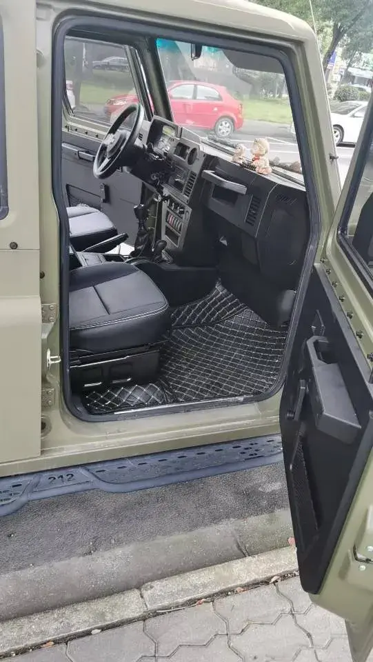 2023 BAW 212 thumbnail 3