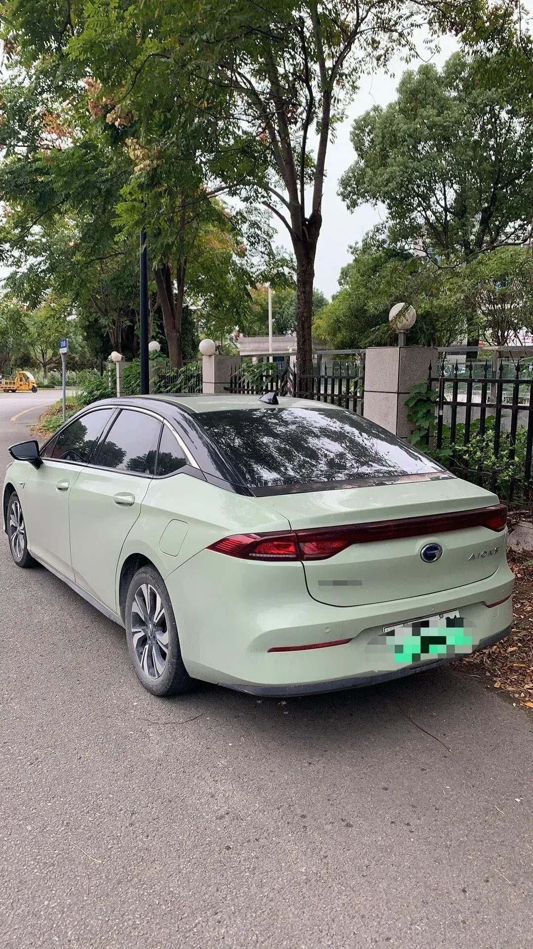 2019 AION S thumbnail 2