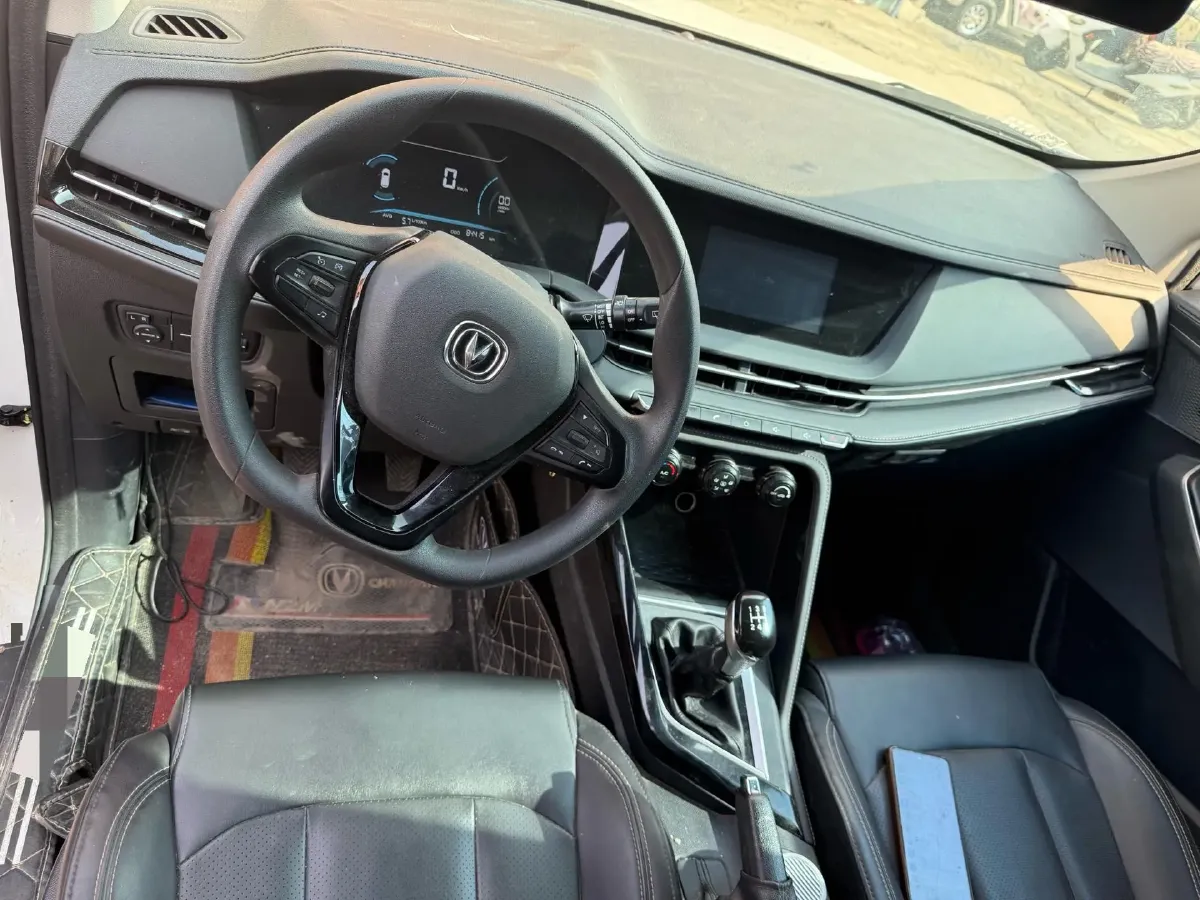 2021 ChangAn CS15 1.5L 107HP L4 5MT,autocango,china used car exporter,china ev exporter,chinese used car exporter,chinese used ev exporter