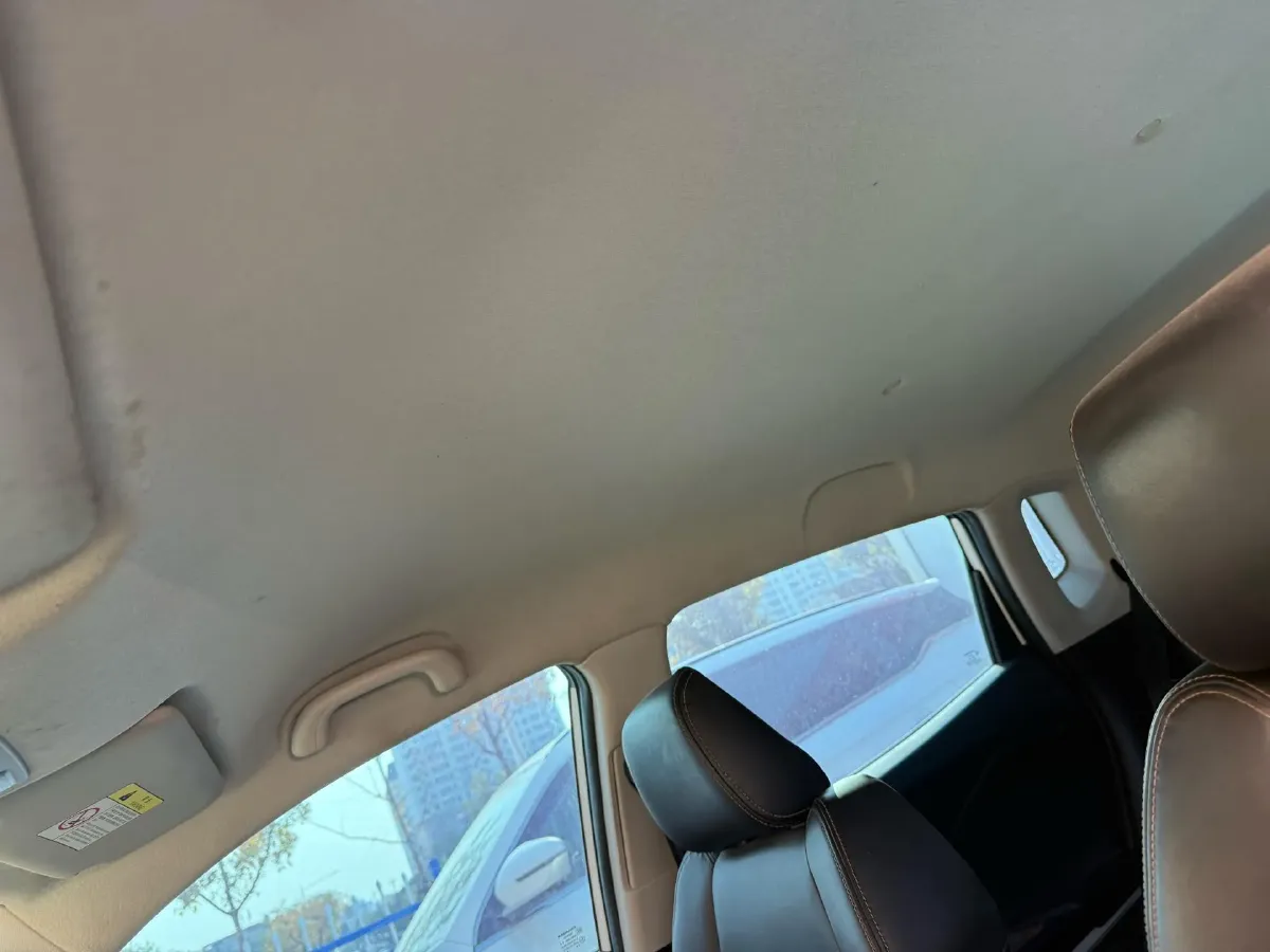 2021 ChangAn CS15 1.5L 107HP L4 5MT,autocango,china used car exporter,china ev exporter,chinese used car exporter,chinese used ev exporter