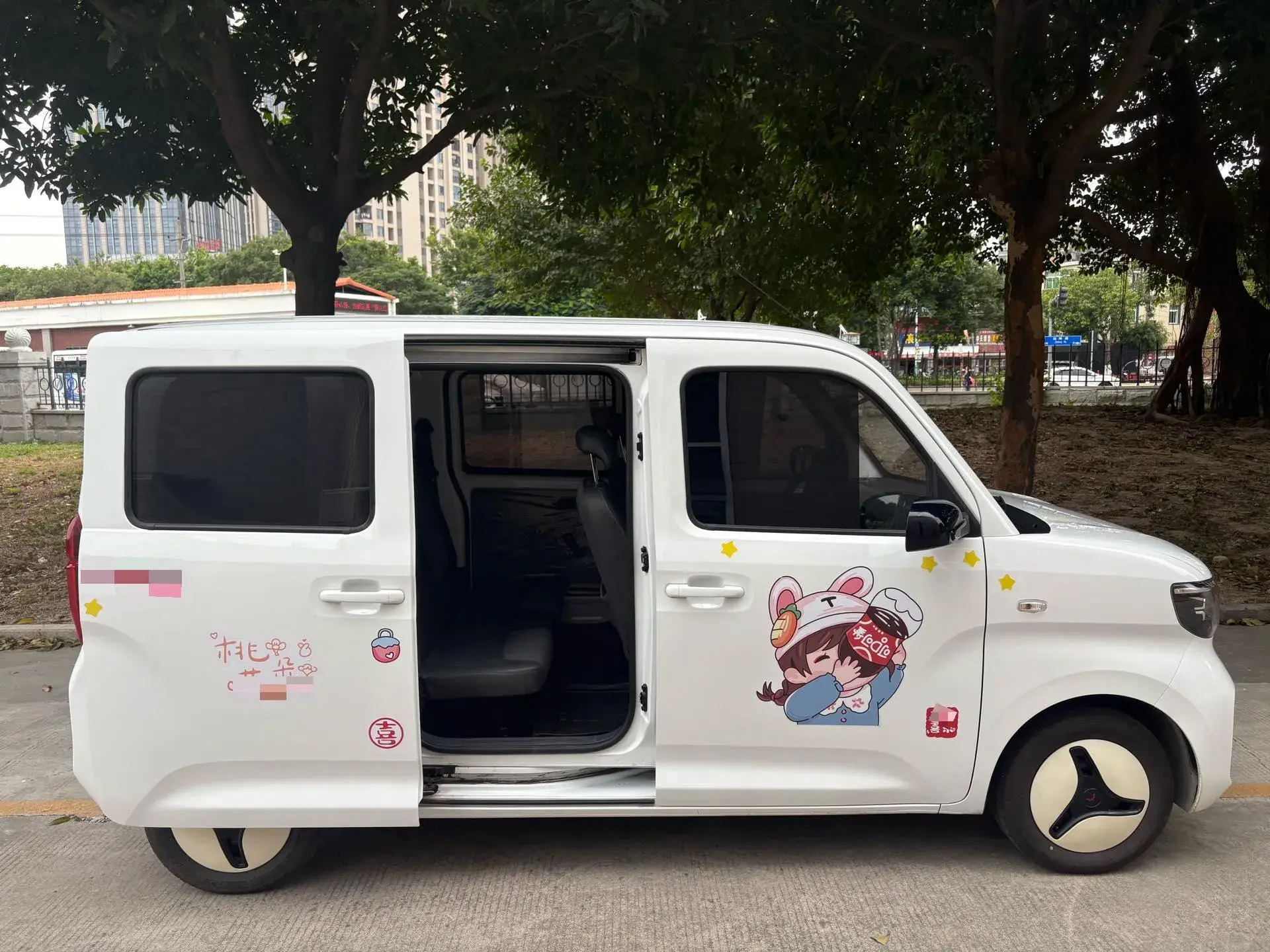 2025 WULING ZHIGUANG thumbnail 3