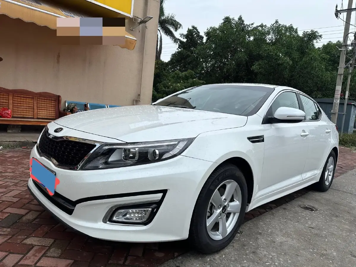 2015 Kia K5 2.0L 162HP L4 6AT