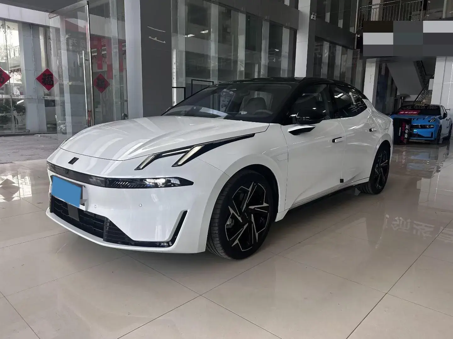 2024 LYNK&CO 07 view 1