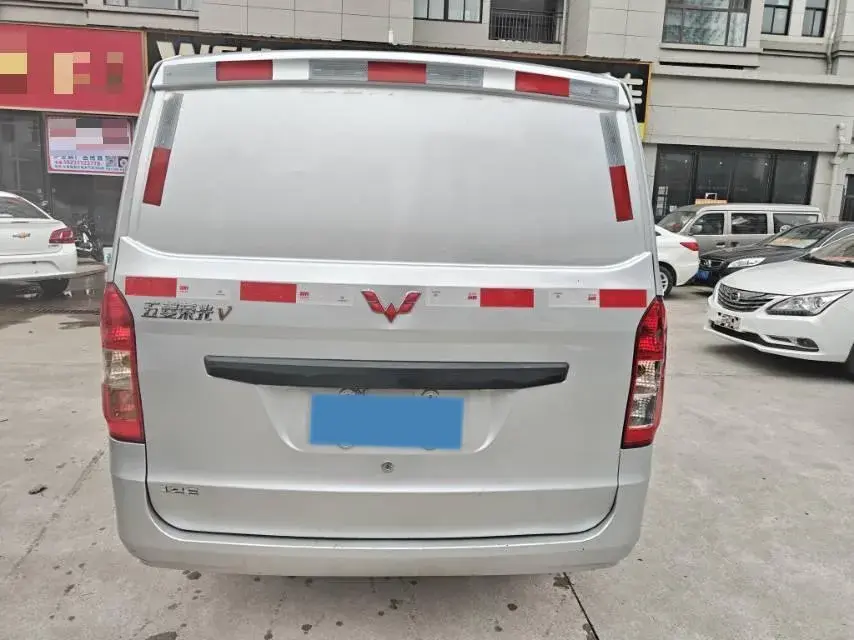 2018 WULING RONGGUANG thumbnail 2
