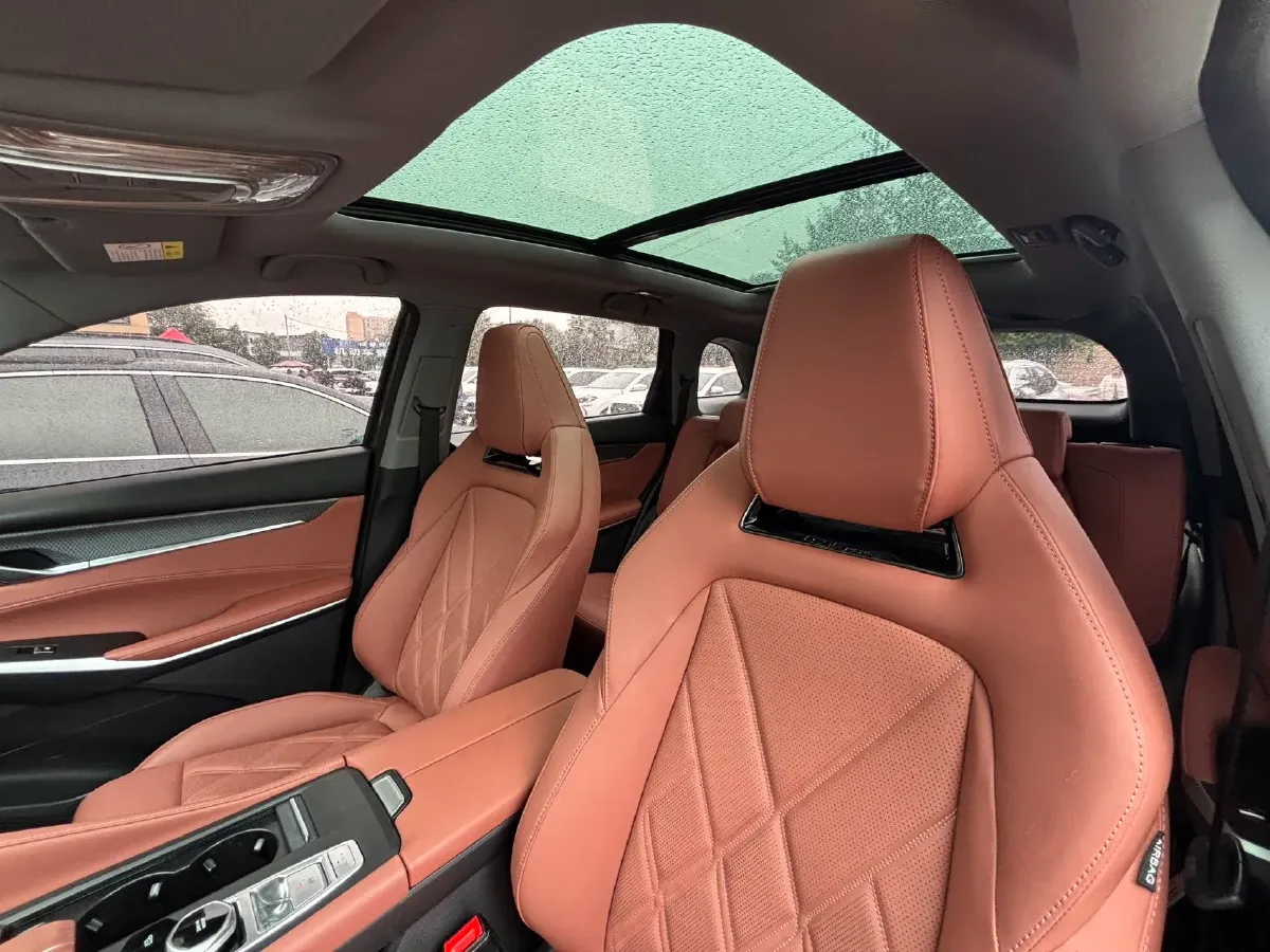 2023 ChangAn CS75 Plus iDD 1.5T 170HP L4 6TCT PHEV 28.39KWH,autocango,china used car exporter,china ev exporter,chinese used car exporter,chinese used ev exporter