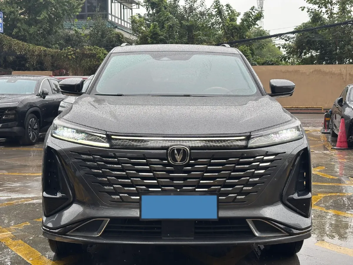 2023 ChangAn CS75 Plus iDD 1.5T 170HP L4 6TCT PHEV 28.39KWH,autocango,china used car exporter,china ev exporter,chinese used car exporter,chinese used ev exporter