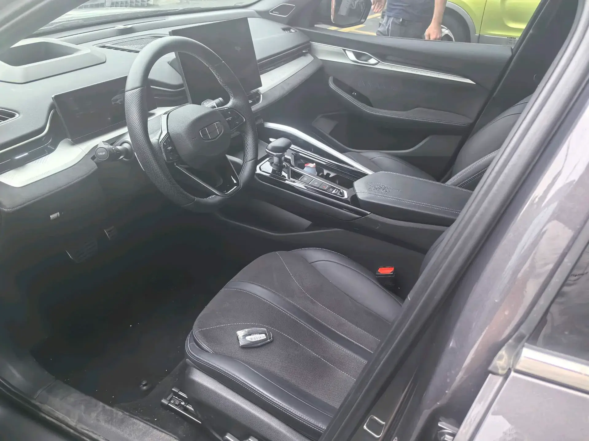 2025 GEELY PREFACE thumbnail 3