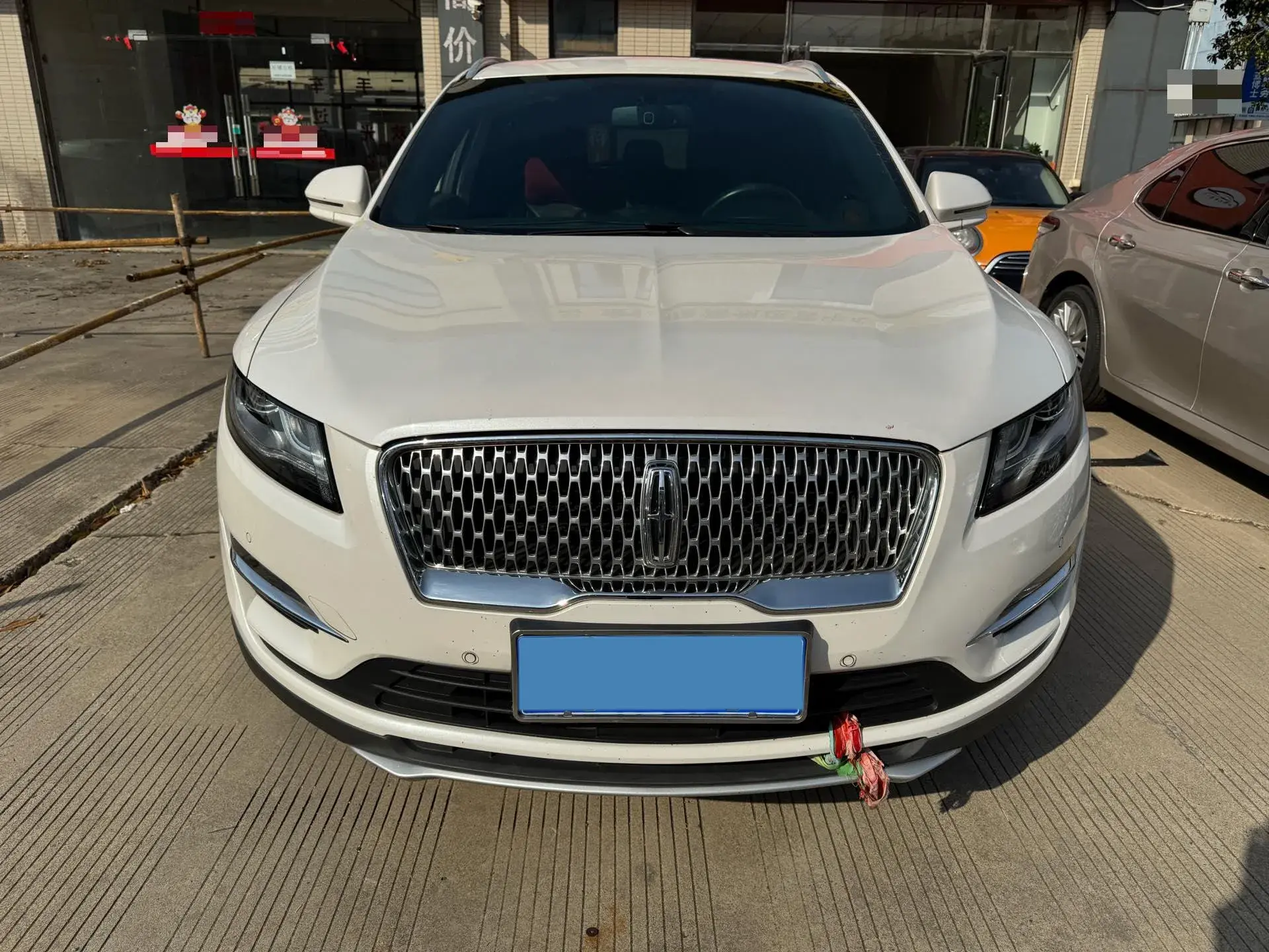 2019 LINCOLN MKC thumbnail 2