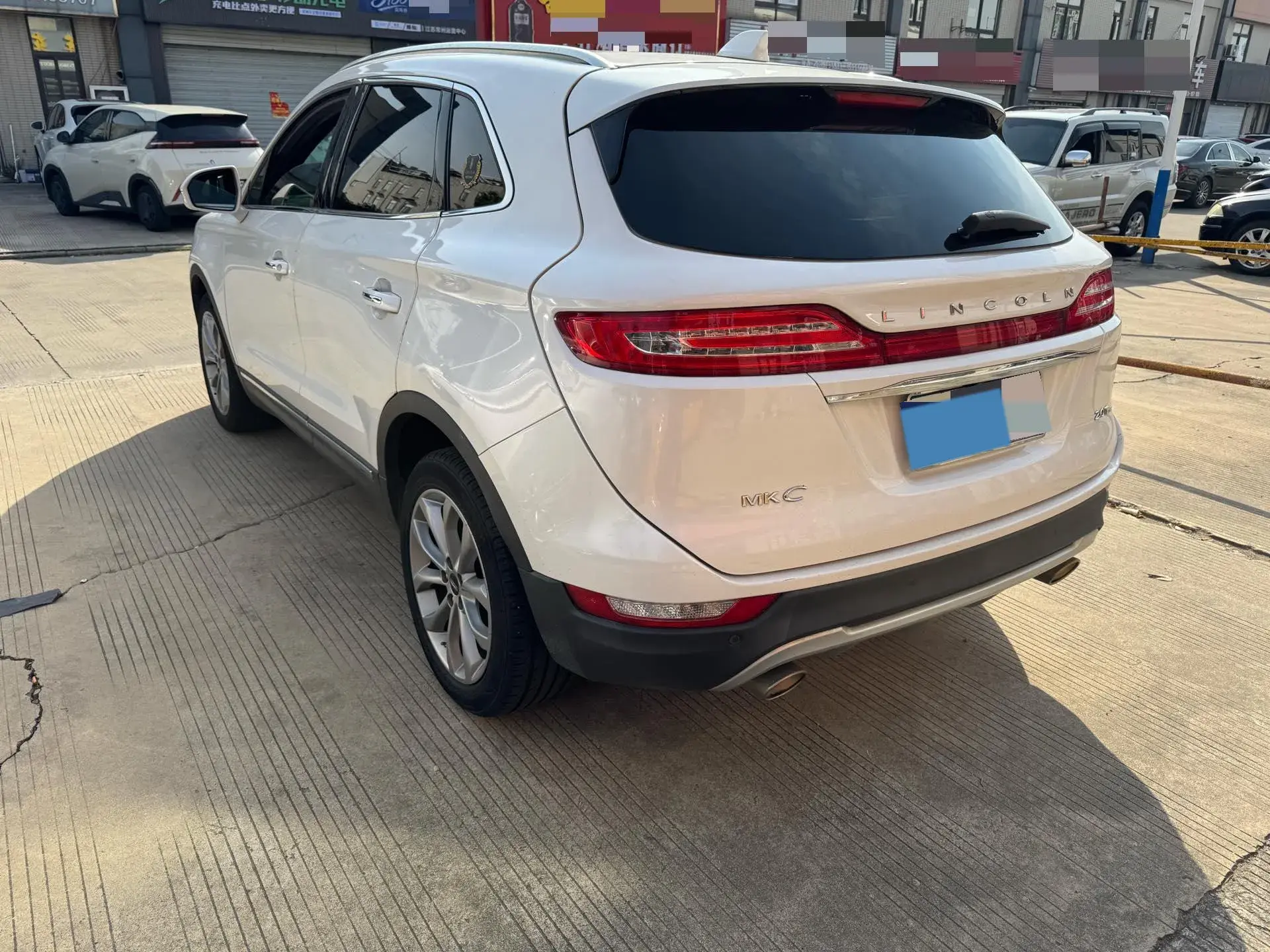 2019 LINCOLN MKC thumbnail 4