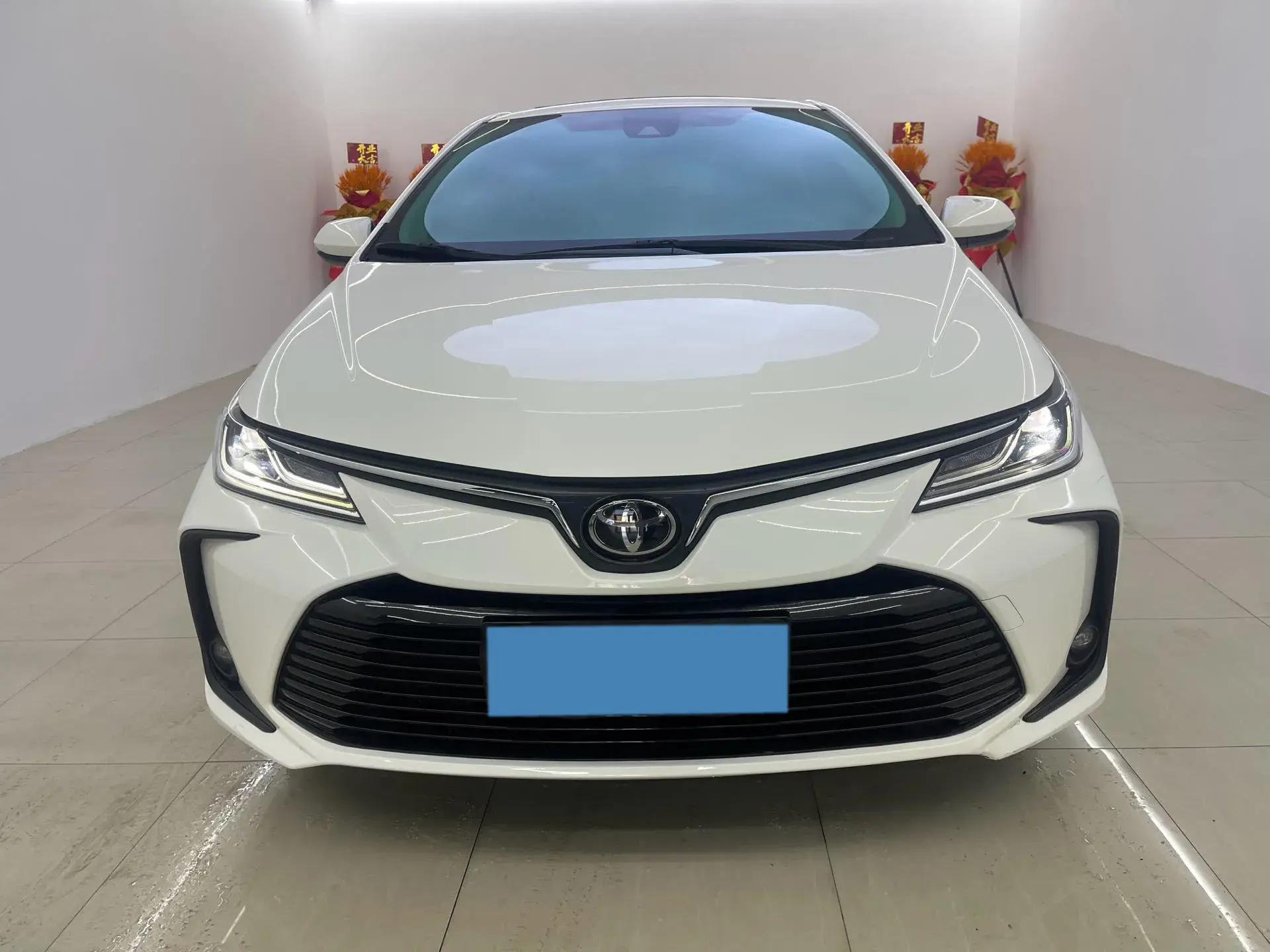 2021 TOYOTA COROLLA thumbnail 2